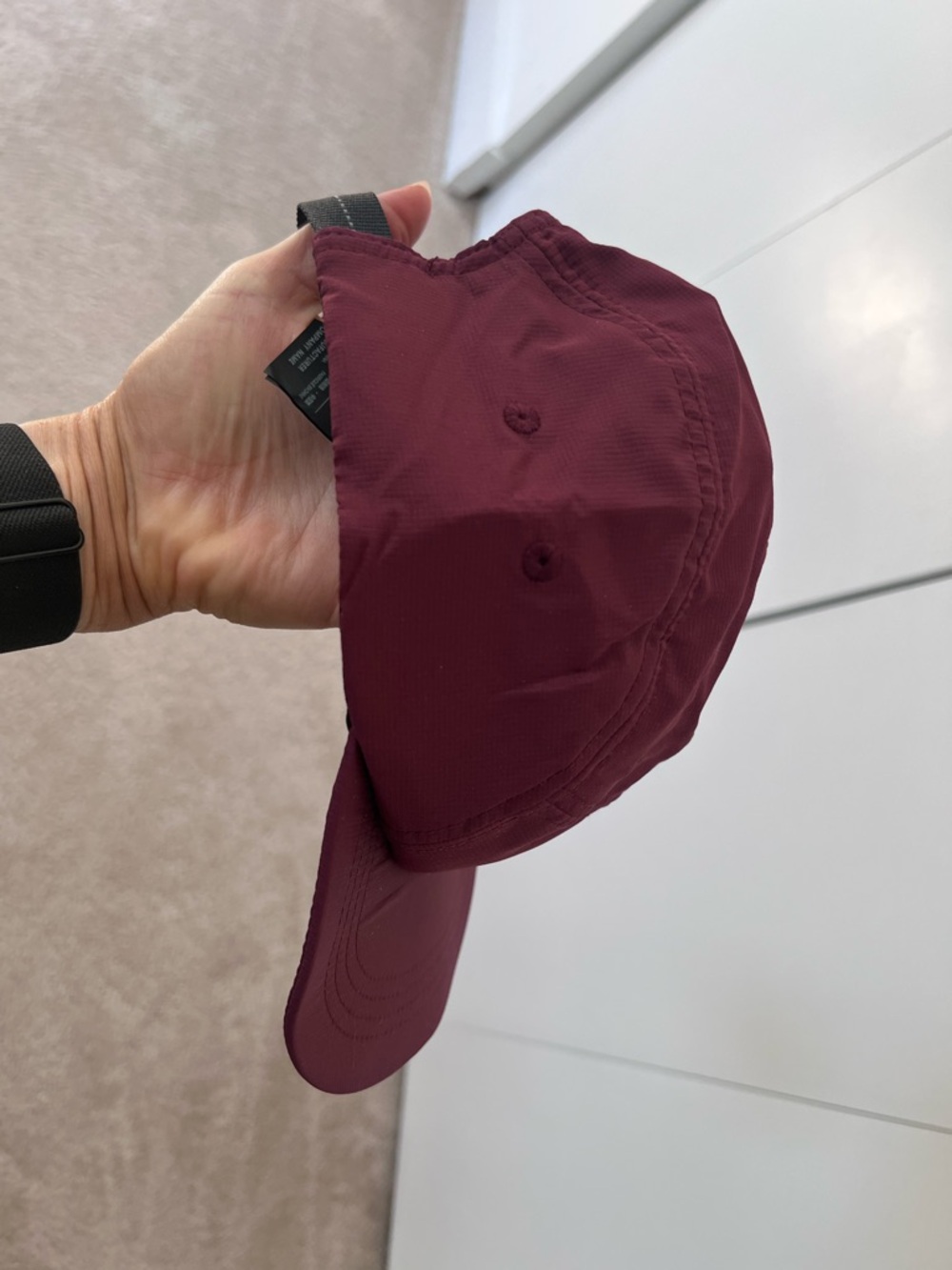 Maroon 5-Panel Performance Cap - Picture 4 of 7